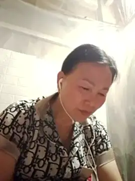 Lili-123k online show from March 2026 06:07:01 AM