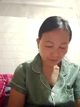 Lili-123k online show from April 2026 08:02:02 AM