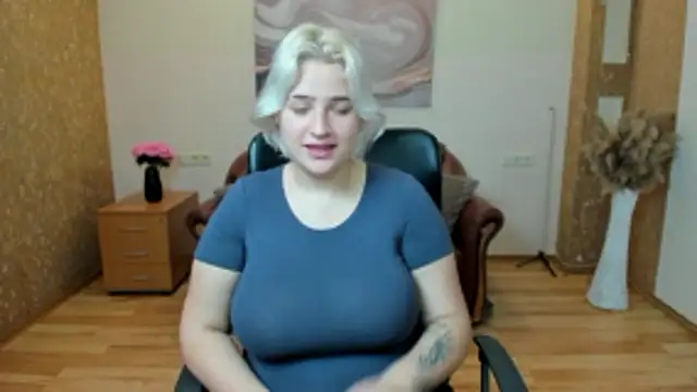 Snapshot of Olivia_Quinns chatting on December 2025 07:36:01 AM Olivia Quinns online show from December 2025 07:36:01 AM