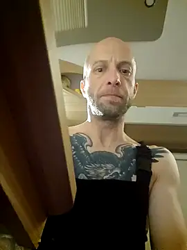 Snapshot of scotbhoyscott chatting on December 2025 12:40:02 AM scotbhoyscott online show from December 2025 12:40:02 AM