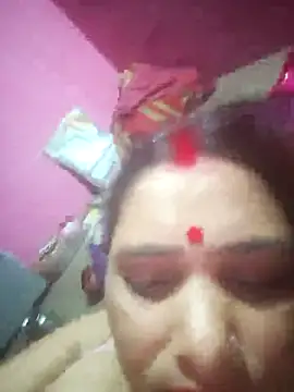 Snapshot of Your-shreya143 chatting on April 2026 10:07:02 PM Your-shreya143 online show from April 2026 10:07:02 PM