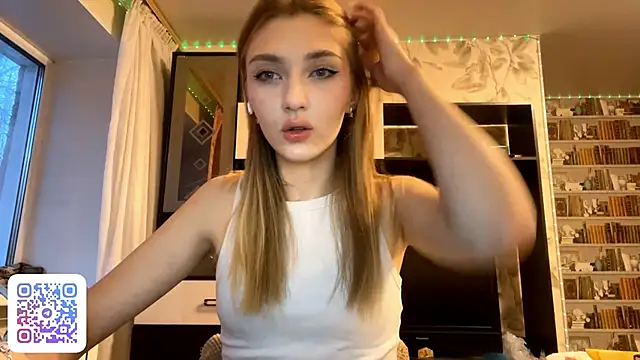 Snapshot of AveryBerkson chatting on December 2025 10:09:02 AM AveryBerkson online show from December 2025 10:09:02 AM