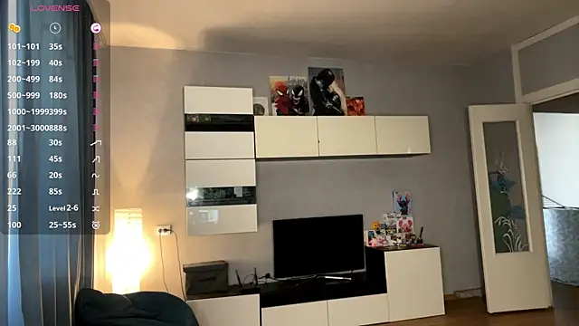 AveryBerkson online show from February 2026 10:03:02 AM