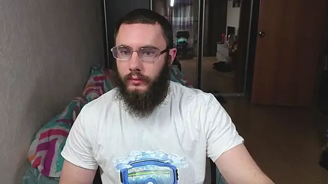 Snapshot of Ant_Power chatting on June 2026 10:45:02 PM Ant Power online show from June 2026 10:45:02 PM