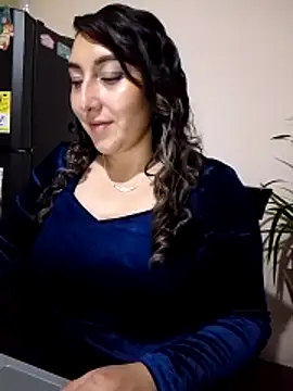 Snapshot of Valeria_montana_ chatting on December 2025 11:22:01 PM Valeria montana online show from December 2025 11:22:01 PM