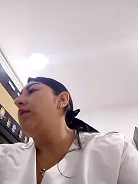 Valeria montana  online show from February 2026 11:31:01 AM