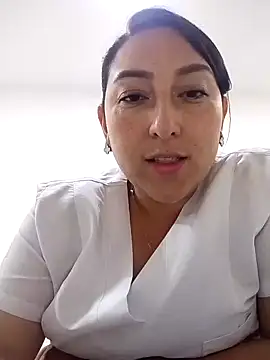 Snapshot of Valeria_montana_ chatting on June 2026 05:55:01 PM Valeria montana online show from June 2026 05:55:01 PM