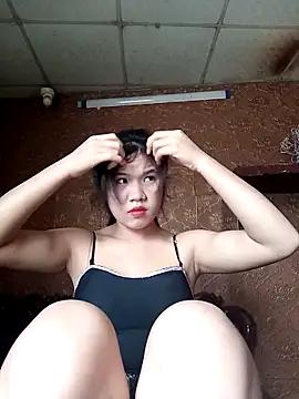 leo-wildd online show from December 2025 04:43:02 AM