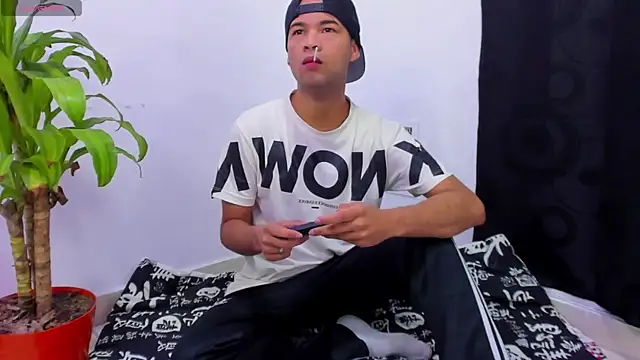 SweeXioji online show from January 2026 08:19:02 AM