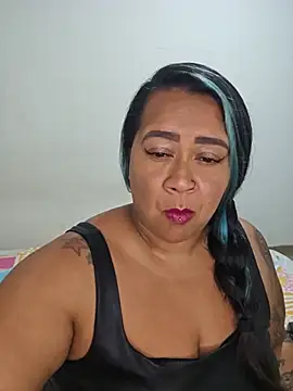 Snapshot of vicky-duarte chatting on June 2026 05:45:02 AM vicky-duarte online show from June 2026 05:45:02 AM