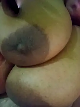 fanii94 online show from April 2026 12:19:02 AM