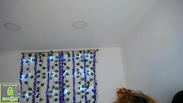 Mia Duque1999 online show from April 2026 09:30:02 PM