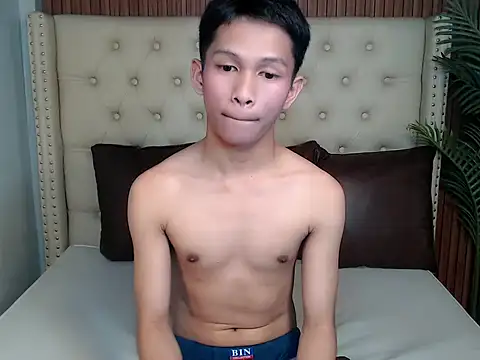 Snapshot of TheBoyAboveYou chatting on March 2026 05:29:01 PM TheBoyAboveYou online show from March 2026 05:29:01 PM