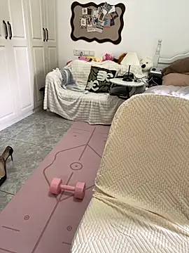 yaqing666 online show from April 2026 02:44:02 AM