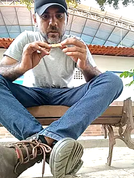 Mchljjk online show from January 2026 08:23:01 PM