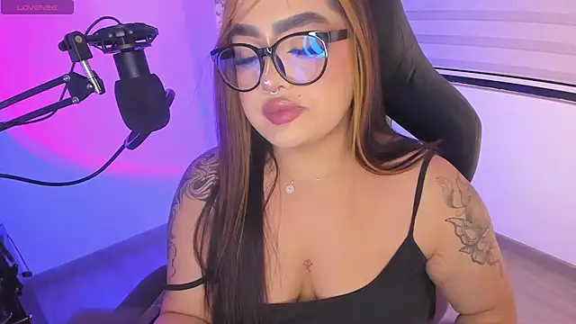 Snapshot of asheryn chatting on February 2026 02:15:02 AM asheryn online show from February 2026 02:15:02 AM