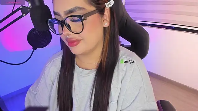 Snapshot of asheryn chatting on February 2026 02:12:02 AM asheryn online show from February 2026 02:12:02 AM