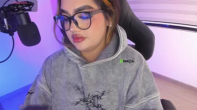 Snapshot of asheryn chatting on April 2026 02:05:02 AM asheryn online show from April 2026 02:05:02 AM