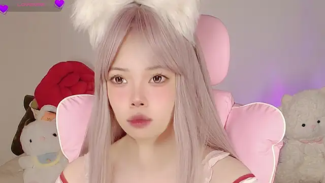 Snapshot of Miyeoonn chatting on May 2026 06:06:01 PM Miyeoonn online show from May 2026 06:06:01 PM