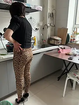 luckybaby666999 online show from April 2026 12:26:02 AM