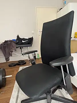 stylesexy online show from April 2026 01:41:01 PM