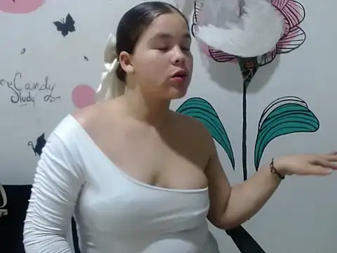 Snapshot of RosieCheeks- chatting on December 2025 11:30:02 AM RosieCheeks- online show from December 2025 11:30:02 AM