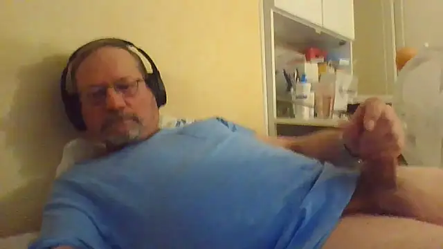 Snapshot of Wanky357 chatting on June 2026 08:48:02 PM Wanky357 online show from June 2026 08:48:02 PM