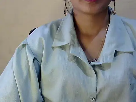 Snapshot of Shab_M chatting on August 2026 08:13:01 AM Shab M online show from August 2026 08:13:01 AM