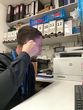 dirtyanal23 online show from April 2026 06:13:02 PM