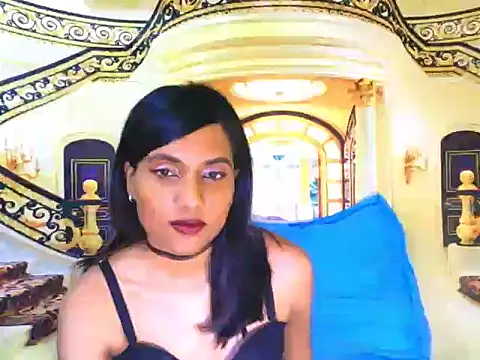 Snapshot of IndianSkies chatting on April 2026 03:20:02 AM IndianSkies online show from April 2026 03:20:02 AM