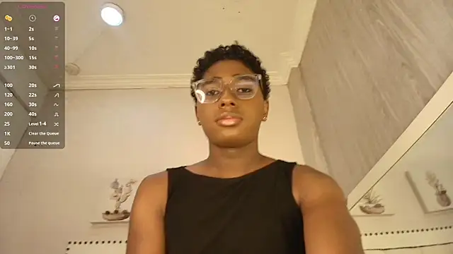 teylor lovee online show from April 2026 08:51:02 PM