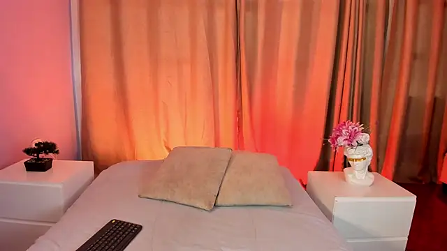 Snapshot of Amy_Parkker chatting on February 2026 12:42:01 PM Amy Parkker online show from February 2026 12:42:01 PM