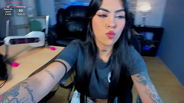 Snapshot of _hanna_miller__ chatting on February 2026 08:42:02 PM hanna miller online show from February 2026 08:42:02 PM