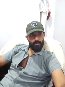 Snapshot of Bigkannan chatting on April 2026 07:31:02 PM Bigkannan online show from April 2026 07:31:02 PM