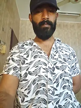 Snapshot of Bigkannan chatting on May 2026 08:00:01 AM Bigkannan online show from May 2026 08:00:01 AM