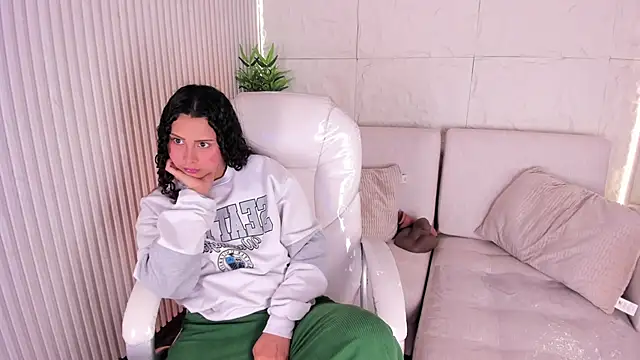 MarelynSummer online show from April 2026 11:32:01 AM