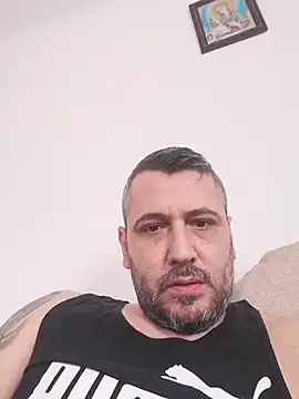 Snapshot of John_derre chatting on December 2025 10:13:01 AM John derre online show from December 2025 10:13:01 AM