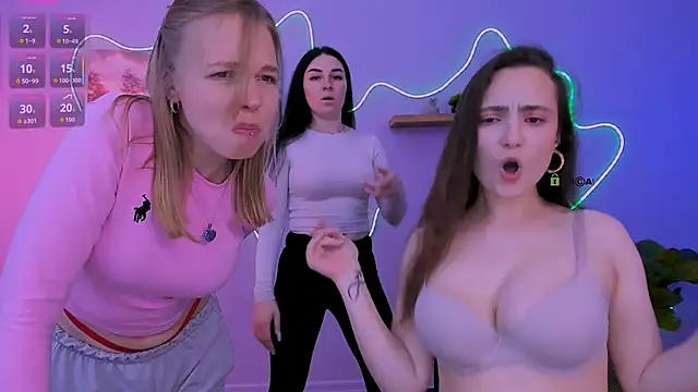 jenna elayne online show from April 2026 12:26:02 PM