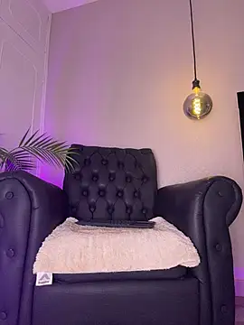 Snapshot of Sophie-velvet chatting on July 2026 07:49:02 PM Sophie-velvet online show from July 2026 07:49:02 PM