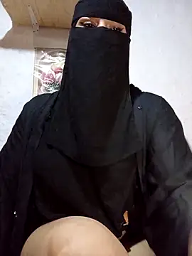 Snapshot of -Batta- chatting on April 2026 03:04:01 PM -Batta- online show from April 2026 03:04:01 PM