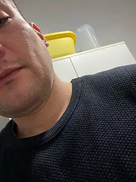 CharlyAlfa22 online show from February 2026 05:09:02 PM