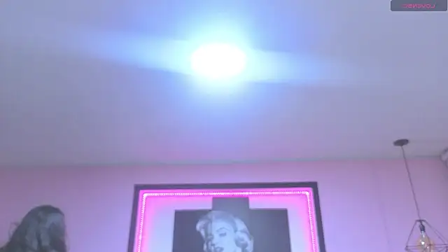 Sara valderrama  online show from February 2026 12:01:02 PM