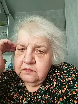 HapinessLovee online show from April 2026 06:41:01 AM