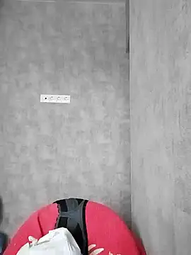 HapinessLovee online show from April 2026 08:37:02 AM