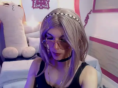 Snapshot of Lis_Pearson chatting on January 2026 06:46:02 PM Lis Pearson online show from January 2026 06:46:02 PM