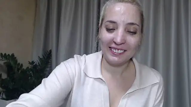 Snapshot of sweetpussy chatting on October 2025 02:59:01 PM sweetpussy online show from October 2025 02:59:01 PM