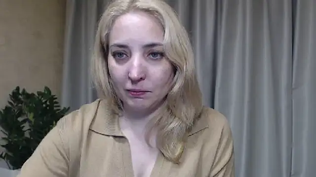 Snapshot of sweetpussy chatting on May 2026 05:11:01 PM sweetpussy online show from May 2026 05:11:01 PM