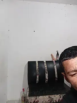 Snapshot of valenpaisita2123 chatting on February 2026 01:02:02 AM valenpaisita2123 online show from February 2026 01:02:02 AM