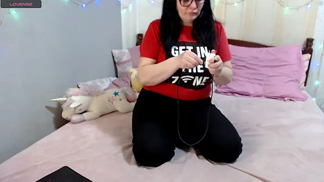 SashaBond online show from February 2026 07:36:02 PM