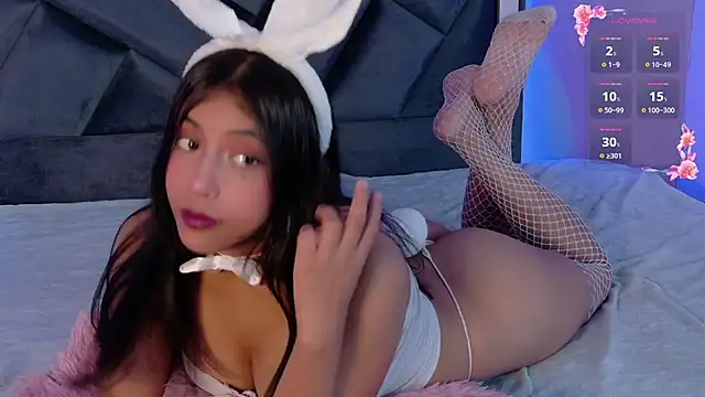 Snapshot of miajonesblowjob chatting on January 2026 01:05:02 PM miajonesblowjob online show from January 2026 01:05:02 PM